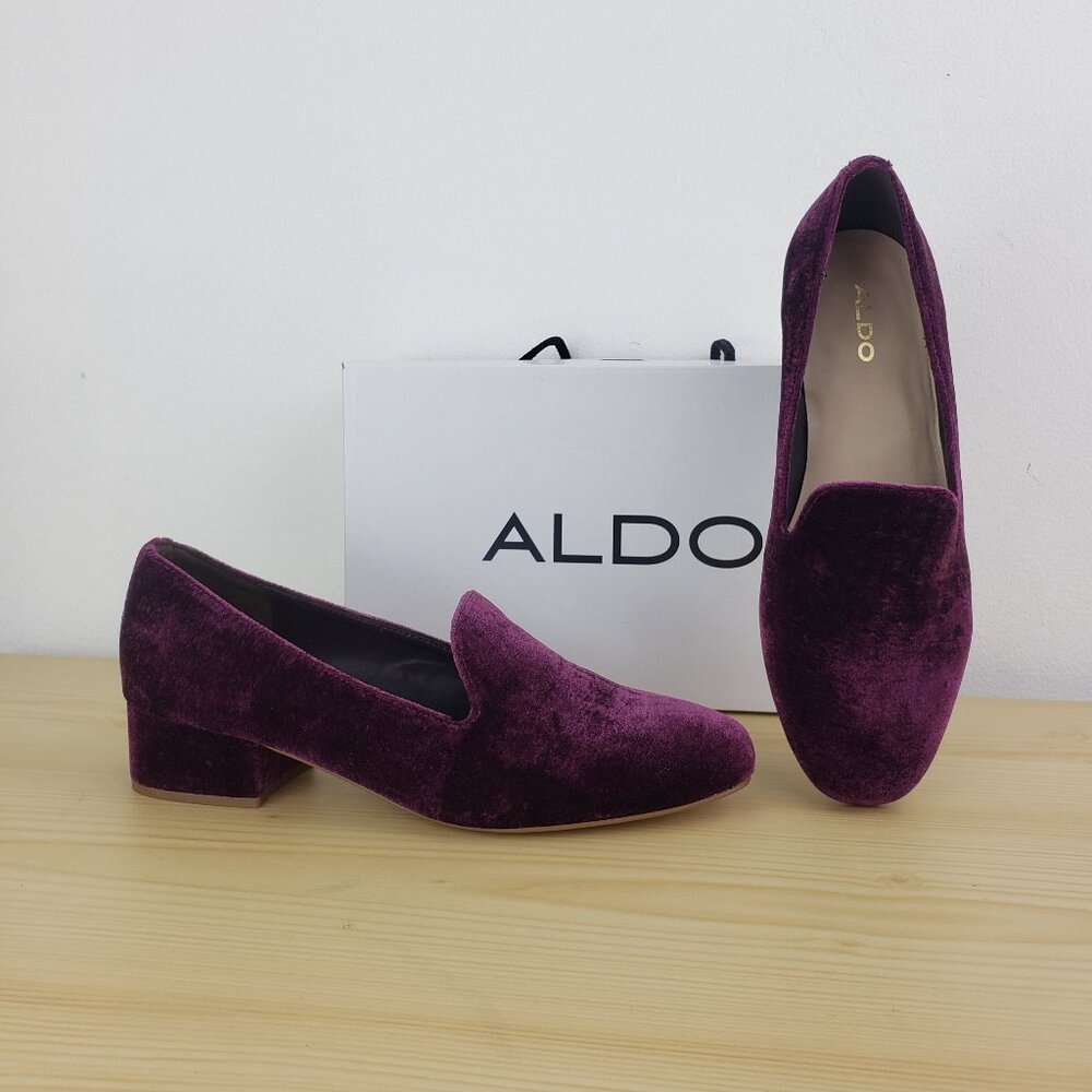 NEW ALDO CASUAL LOAFER Size 7, Women' Heels shoes, Burgundy color